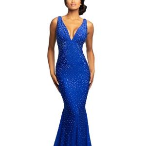 Johnathan Kayne Size 10 Mermaid gown with detachable train and custom earrings